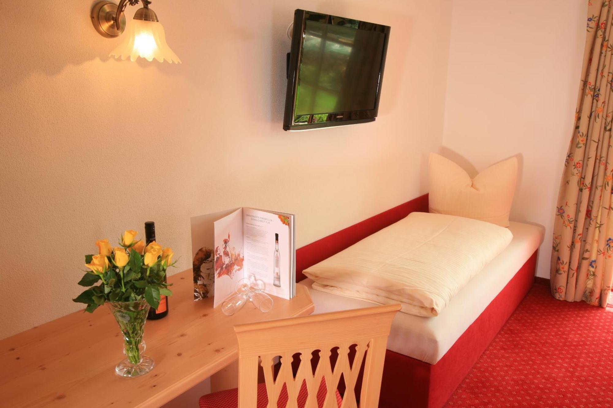 Pension Schweizerhaus Garni Вейарн Экстерьер фото