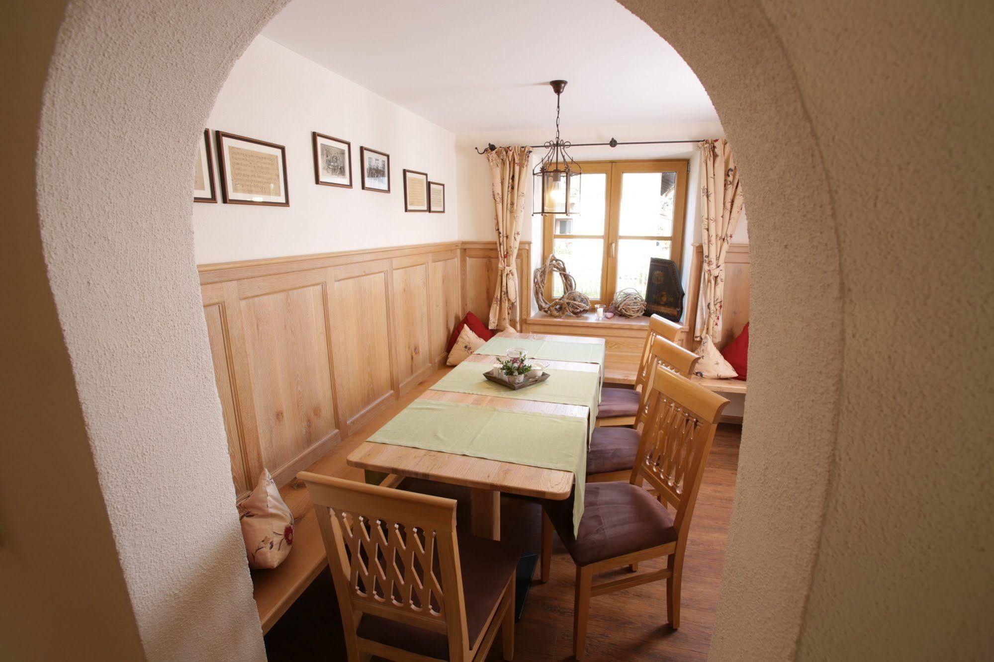 Pension Schweizerhaus Garni Вейарн Экстерьер фото